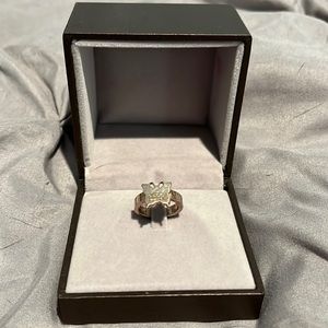 Gucci Sterling Silver Butterfly Ring